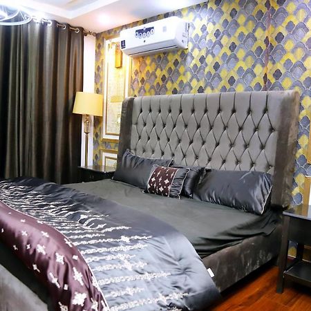Adara Suites Лахор Экстерьер фото
