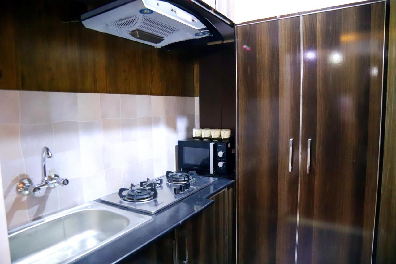 Adara Suites Лахор Экстерьер фото