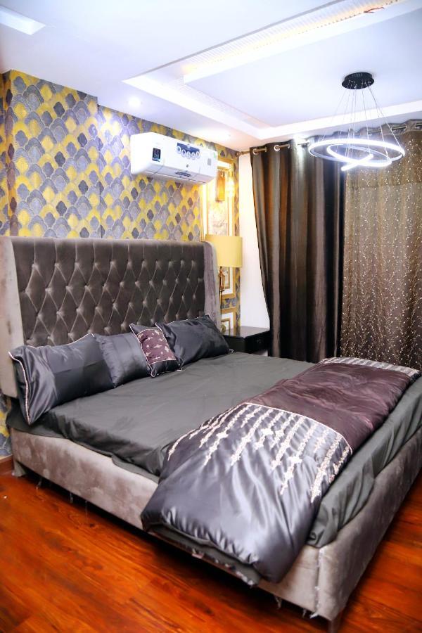 Adara Suites Лахор Экстерьер фото