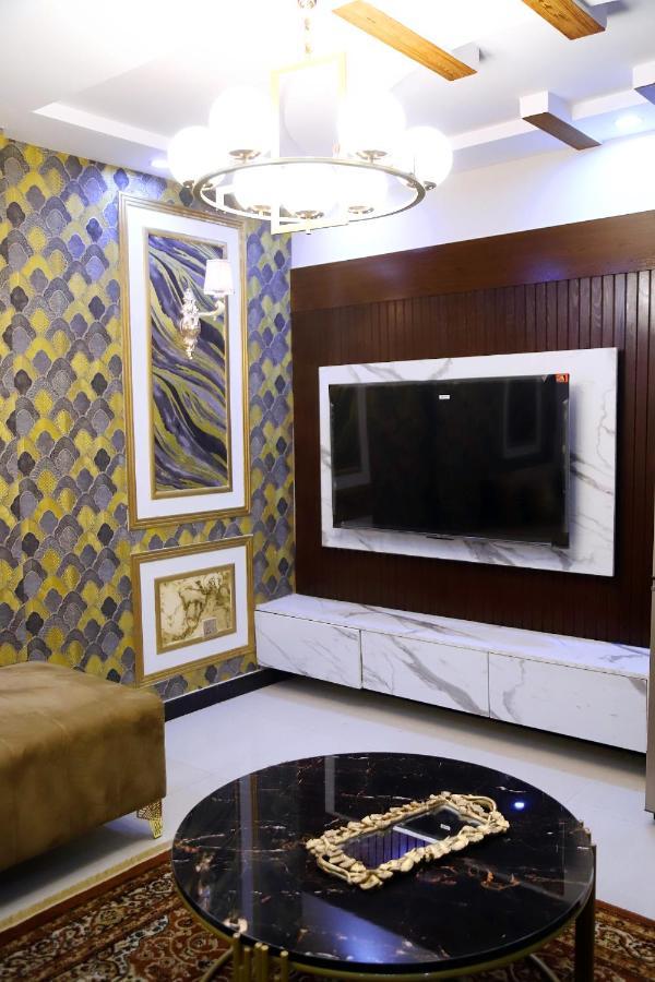 Adara Suites Лахор Экстерьер фото