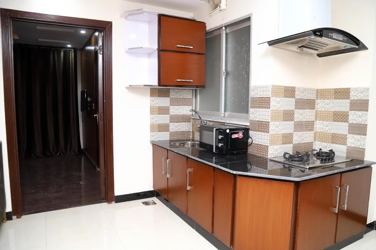 Adara Suites Лахор Экстерьер фото