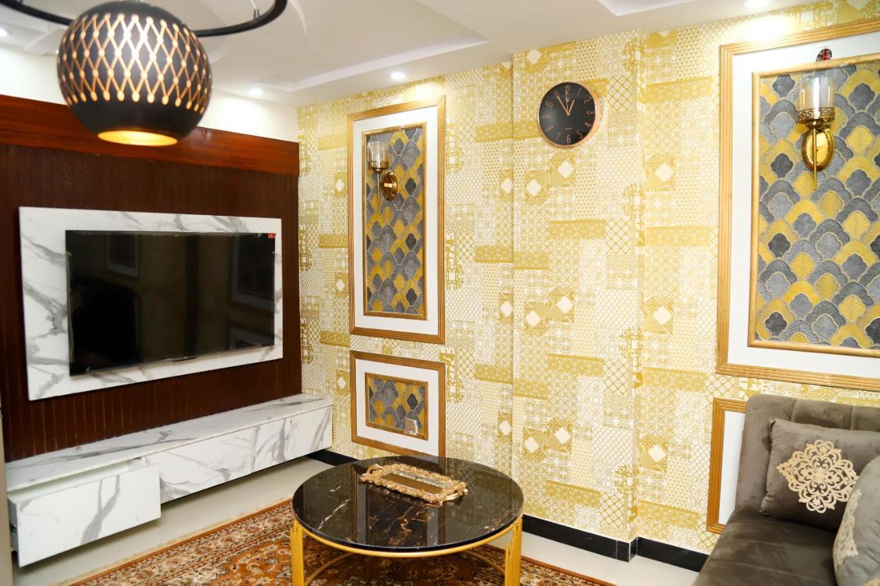 Adara Suites Лахор Экстерьер фото