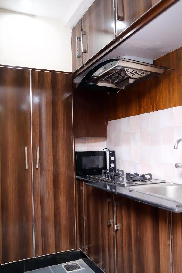 Adara Suites Лахор Экстерьер фото