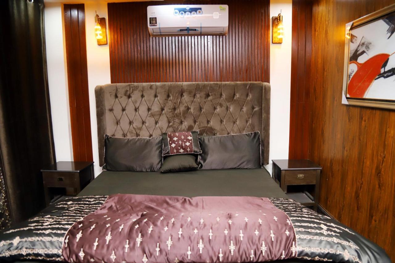 Adara Suites Лахор Экстерьер фото